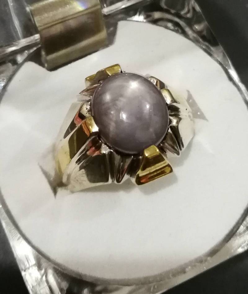 Natürlicher Ceylon Stern Saphir Ring in Weißgold Erstaunlich Erschwinglichen Preis von Murtazagems