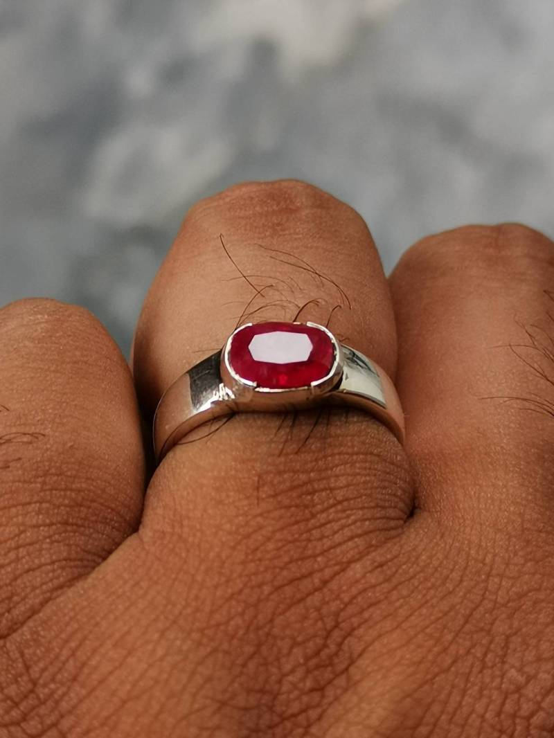 Natürlicher Nicht Erhitzter Unbehandelter Rubin Yaqoot Ring, Seltener Fund von Murtazagems