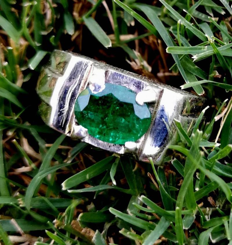 Natürlicher Smaragd Als Ring 1, 5 Ct Plus Zertifiziert von Murtazagems