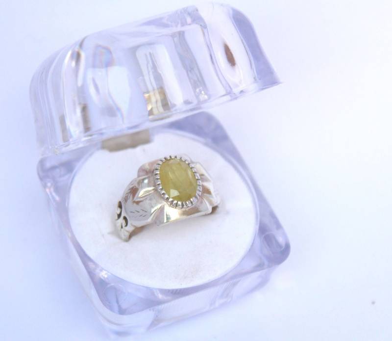 Saphirring Herrenring 999 Feinsilber Ovalschliff Gelb Saphir Männer von Murtazagems