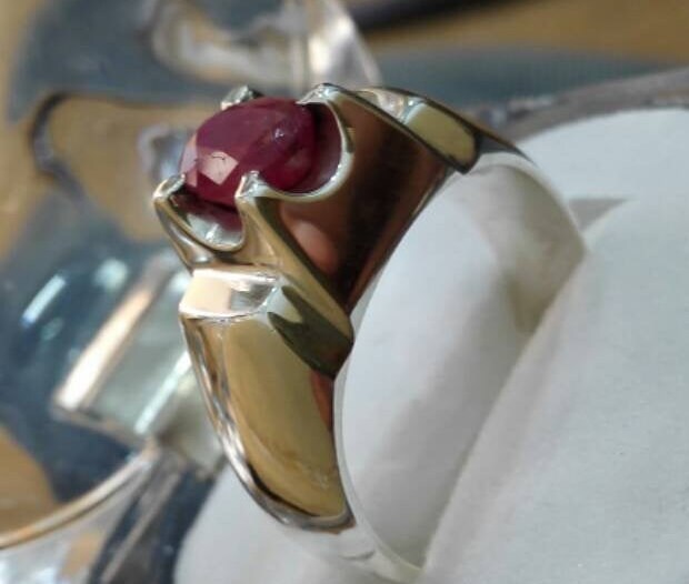 Unbehandelter Unbehandelter Rubin Aus Der Jagdalek Mine Afghanistan von Murtazagems