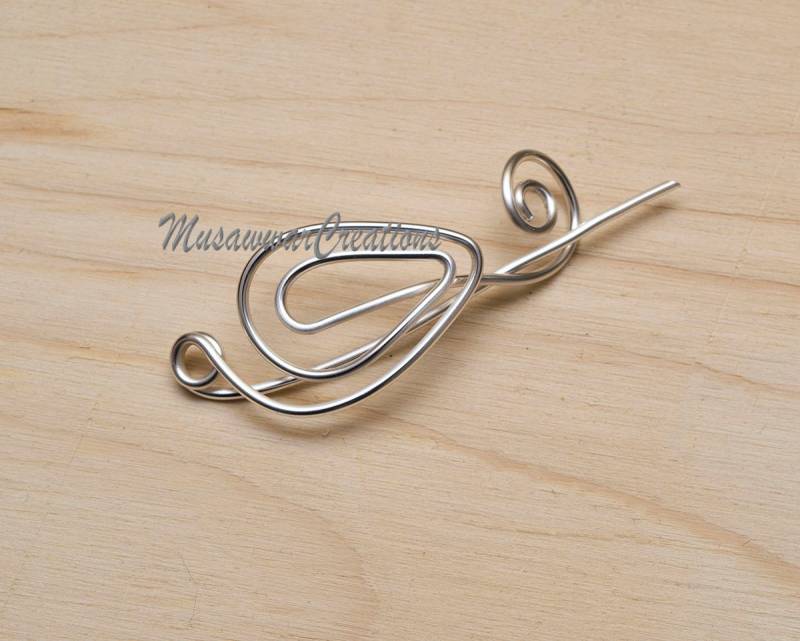 Silberdraht Brosche, Schal Pin, Vintage Brosche Silberdraht Brosche, Schal Pin, Vintage Brosche von MusawwarCreations