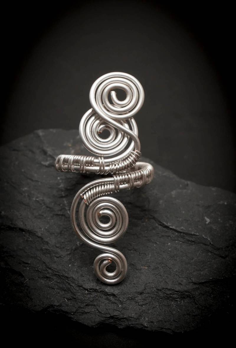 Silberdraht Ring-Draht Gewickelt Ring Handgefertigt, Verstellbarer Ring-Silberring-Draht Spiralring von MusawwarCreations