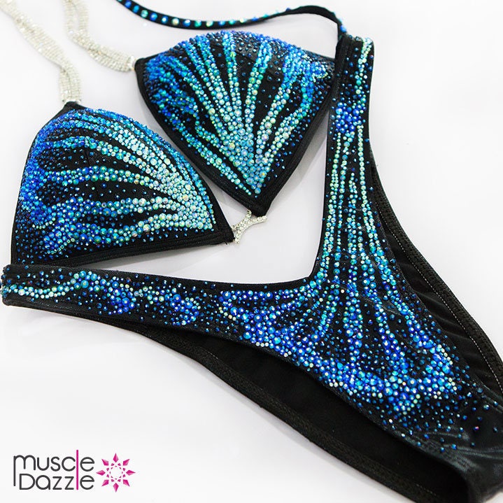 Blauer Figuren-Wettkampfanzug | Fs283 von MuscleDazzle