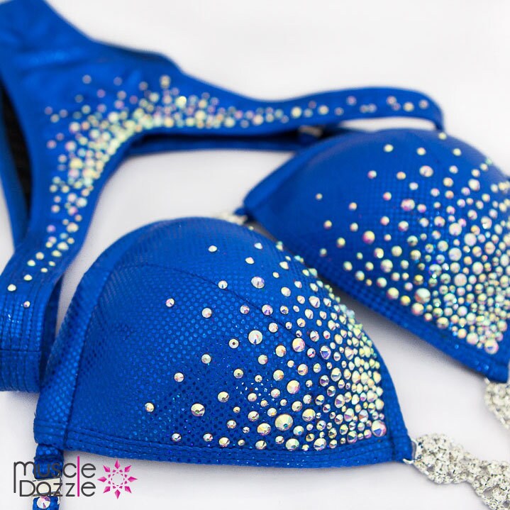 Erschwinglicher Blauer Figuren-Wettkampfanzug | Fs574 von MuscleDazzle