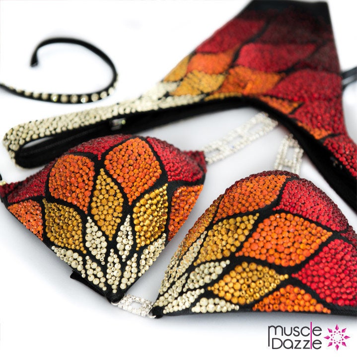 Orangefarbener Figuren-Wettkampfanzug | Fs260 von MuscleDazzle