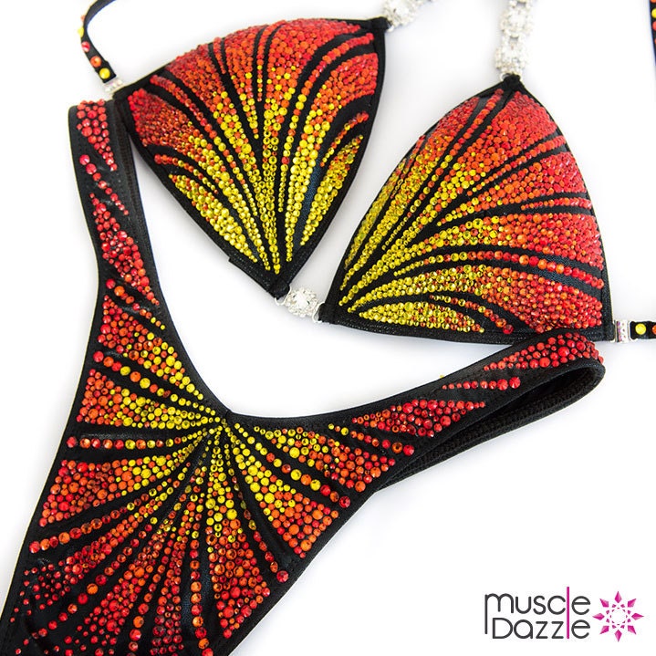 Sonnenuntergang Figur Turnieranzug | Fs339 von MuscleDazzle