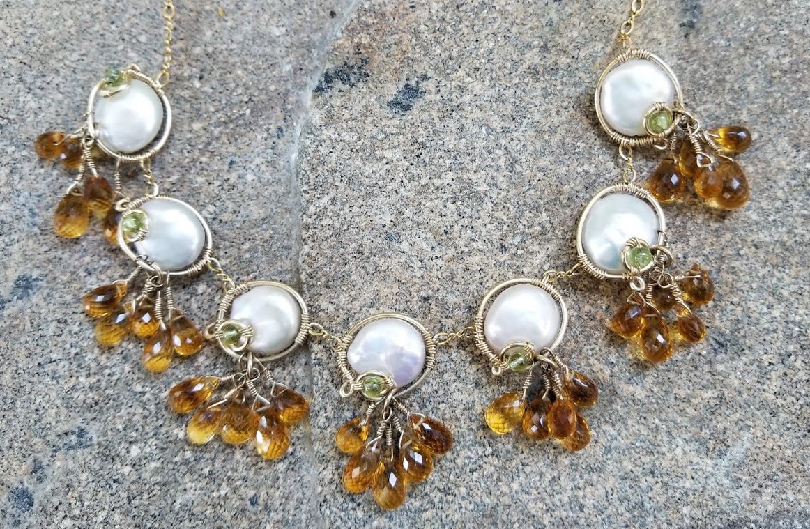Citrine Und Pearl Neclace Citrine Und Pearl Neclace von MuseHill