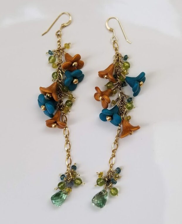 Fimo Blumen Und Edelsteinohrringe Fimo Blumen Und Edelsteinohrringe von MuseHill