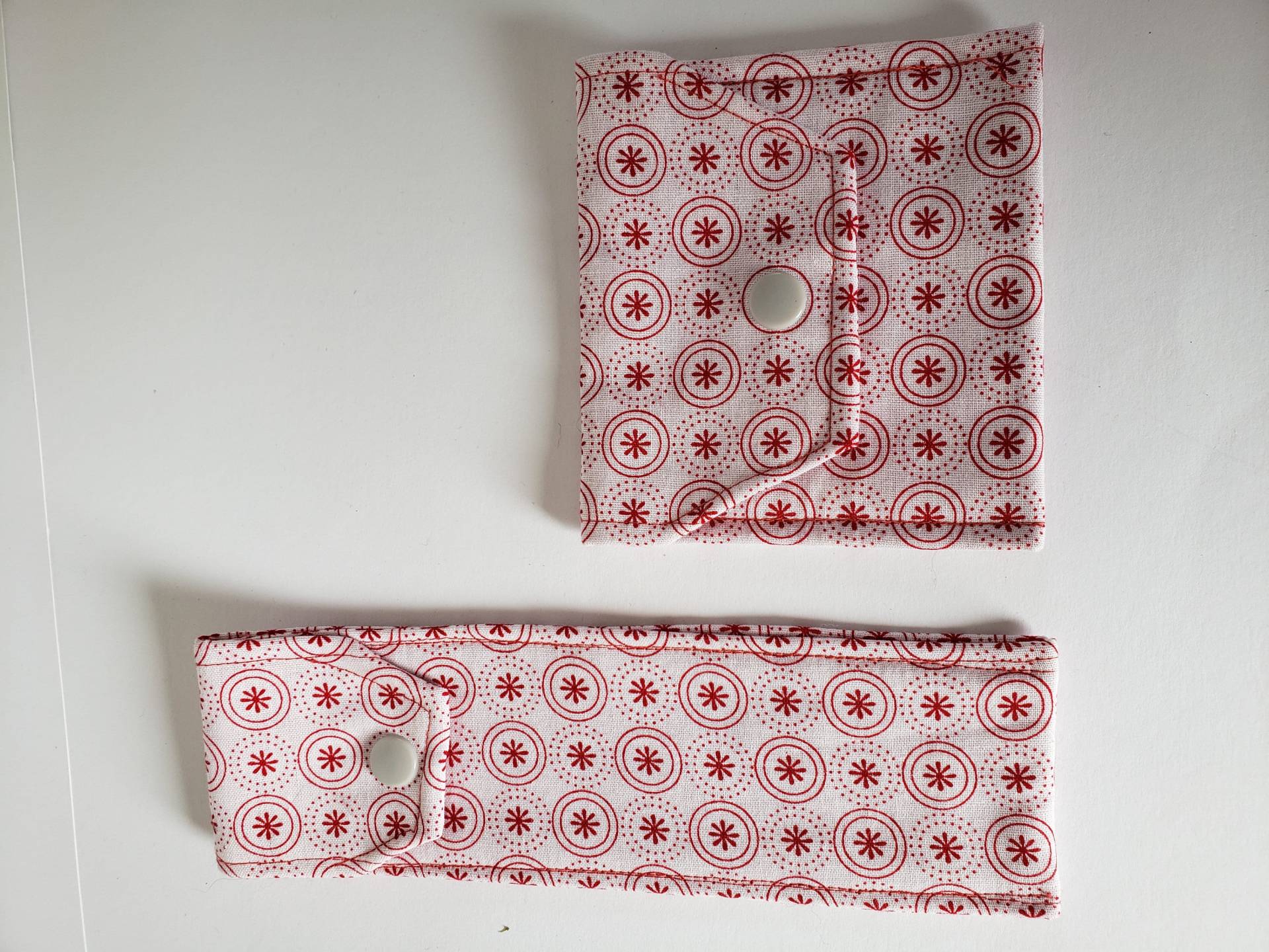 Rot-Weiße Kleine Taschen Für Zahnbürste, Seife Und Anderes - Handgenäht Rot-Weiße Kleine Taschen Für Zahnbürste, Seife Und Anderes - Handgenäht von Musestunde