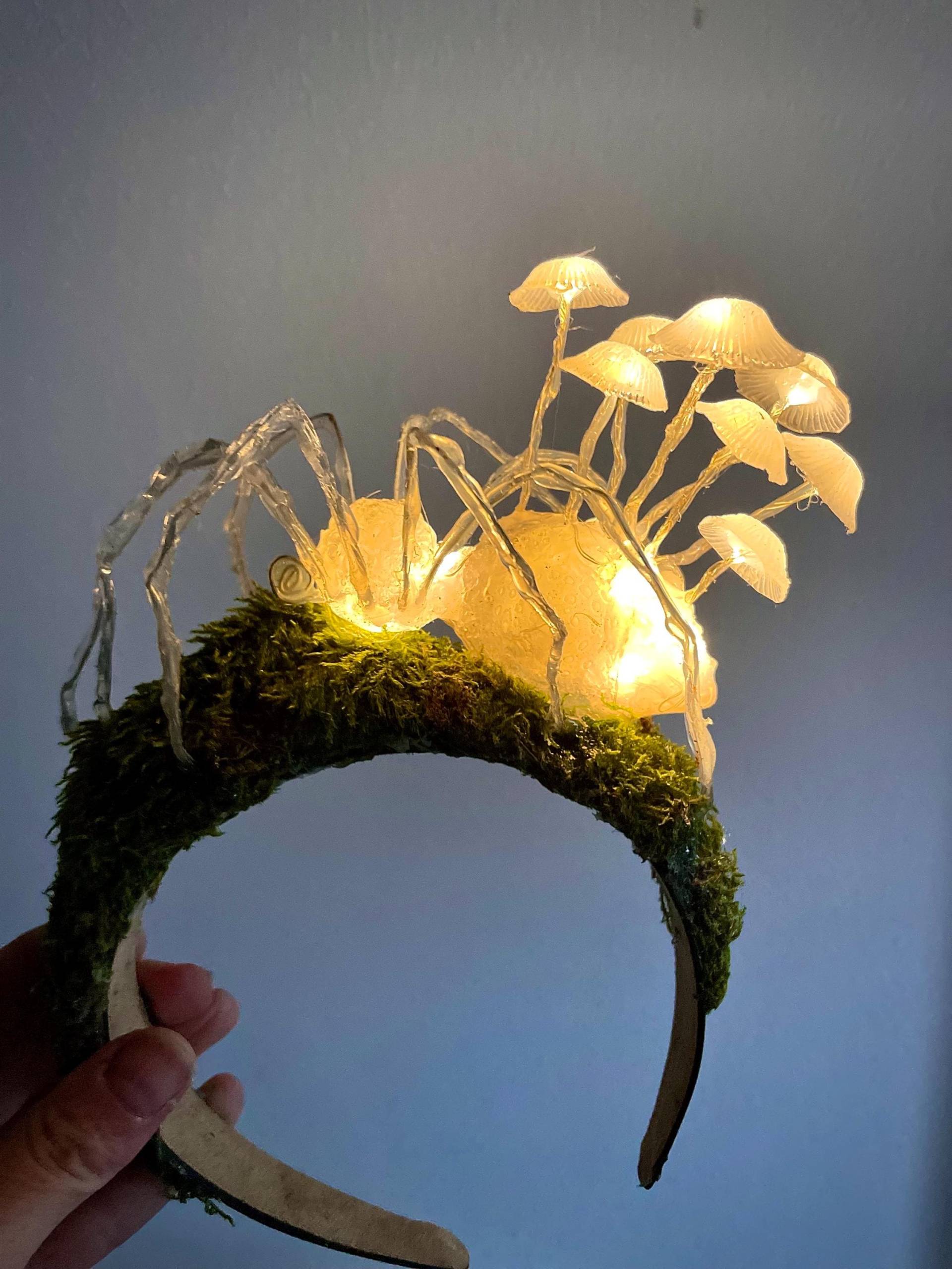 Leuchtende Pilz-Feenkrone - Halloween-Rave-Kopfschmuck Wald-Fantasy-Kostüm von Mushroomsland