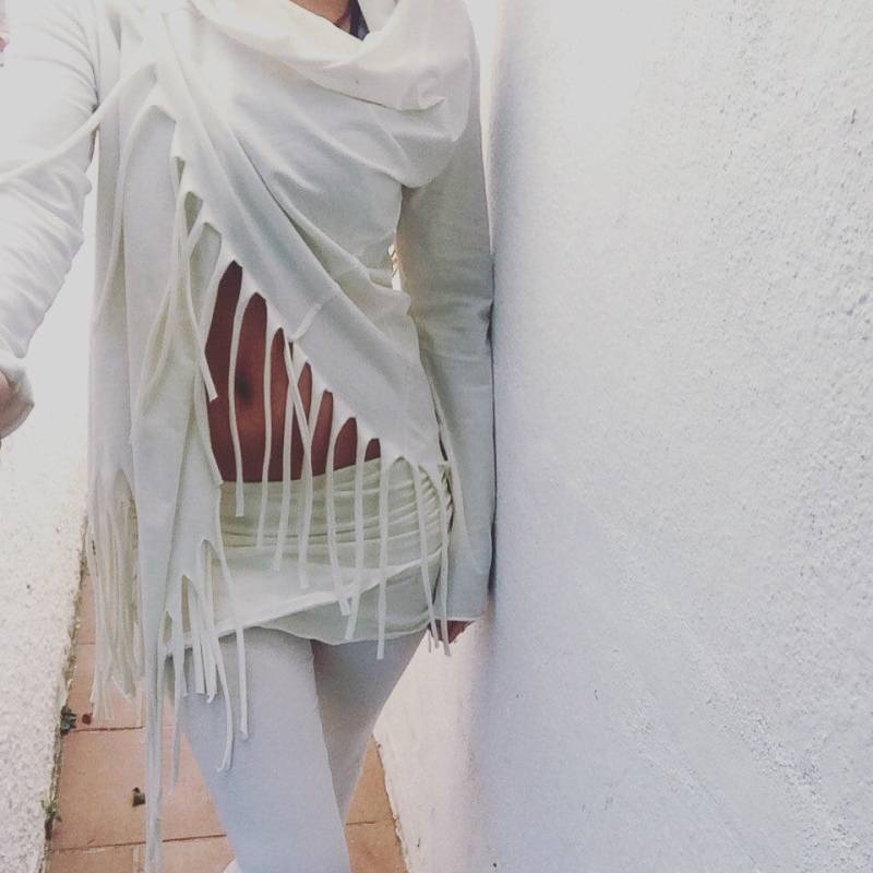 Räumungsverkauf Asha Tassel Strickjacke, Langarm, Wasserfallausschnitt Top, Lycra Yoga Pullover, Tragen, Bequem von MustBeMuse