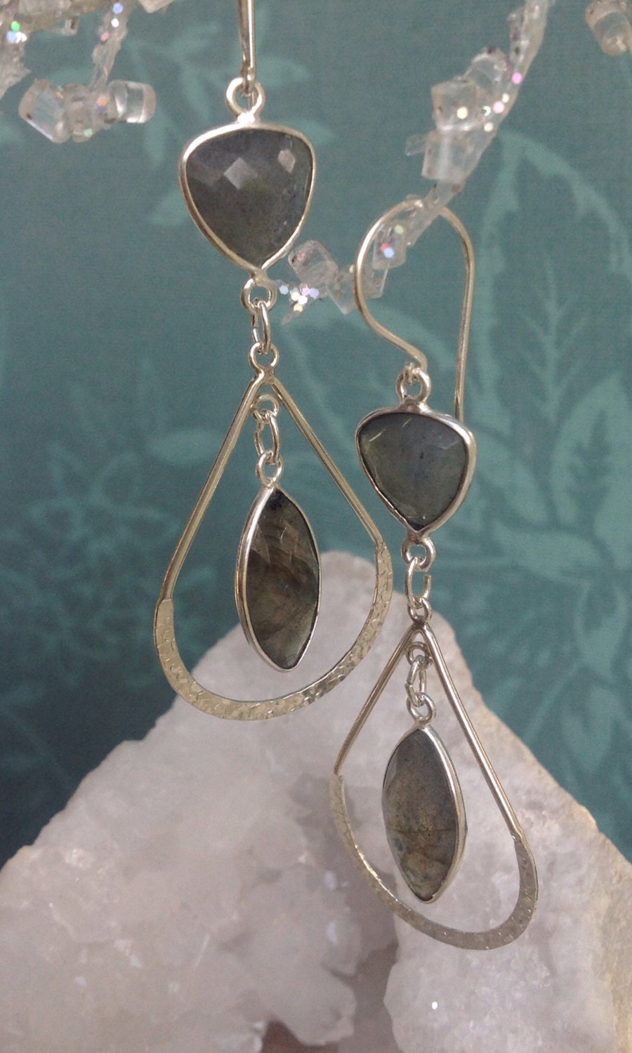 Grau Grün Labradorit Sterling Ohrringe/Boho Grau Grün Labradorit Sterling Ohrringe/Boho von MustardSeedTreasures