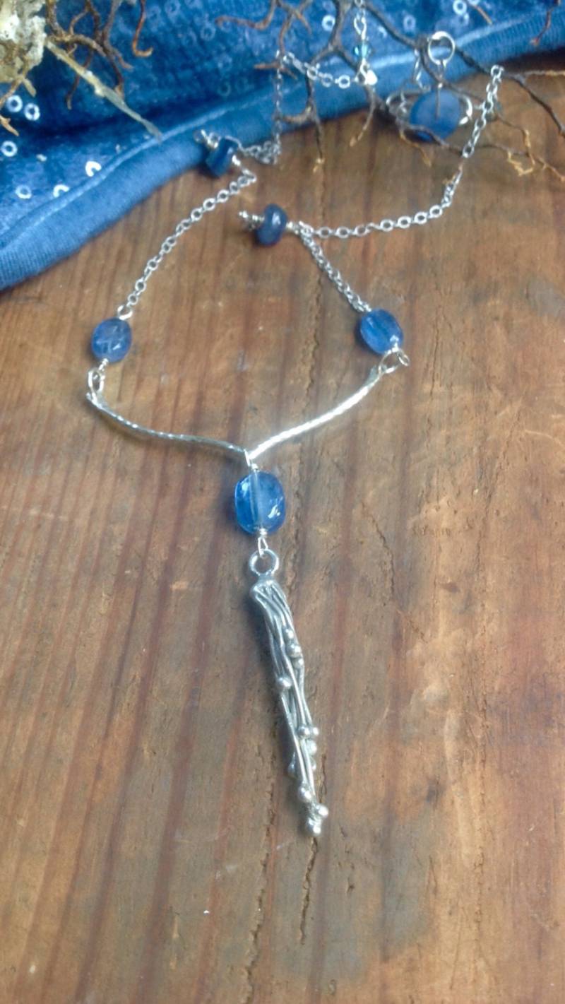 Rustikale Silber Blaue Stein Halskette/Hippie Boho Style Rustikale Silber Blaue Stein Halskette/Hippie Boho Style von MustardSeedTreasures