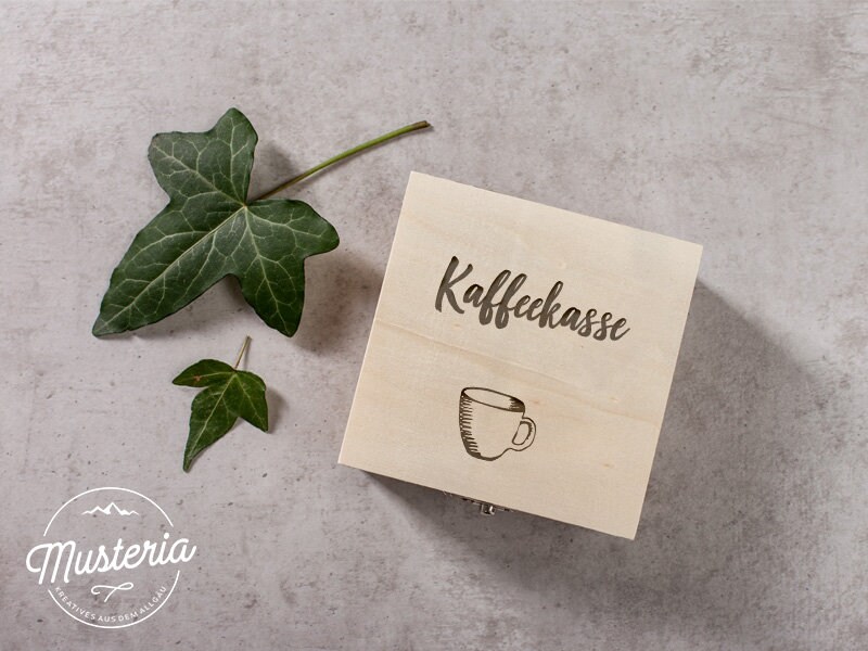 Holzbox/Kaffeekasse Schmuckkästchen Mit Individueller Gravur Holzbox/Kaffeekasse Schmuckkästchen Mit Individueller Gravur von MusteriaDE