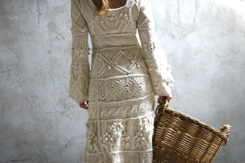 Off-White Handstrickkleid - Hochzeitskleid Custom Order Off-White Handstrickkleid - Hochzeitskleid Custom Order von Muza