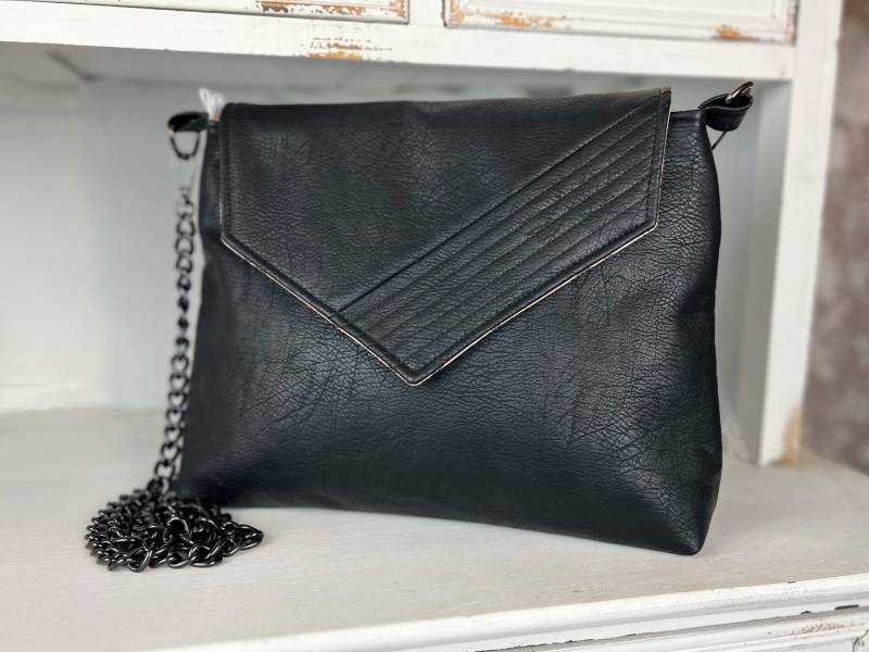 Handgemachte Handtasche Aus Kunstleder Mit Wechselbarem Henkel Schwarz von MvDUnikate