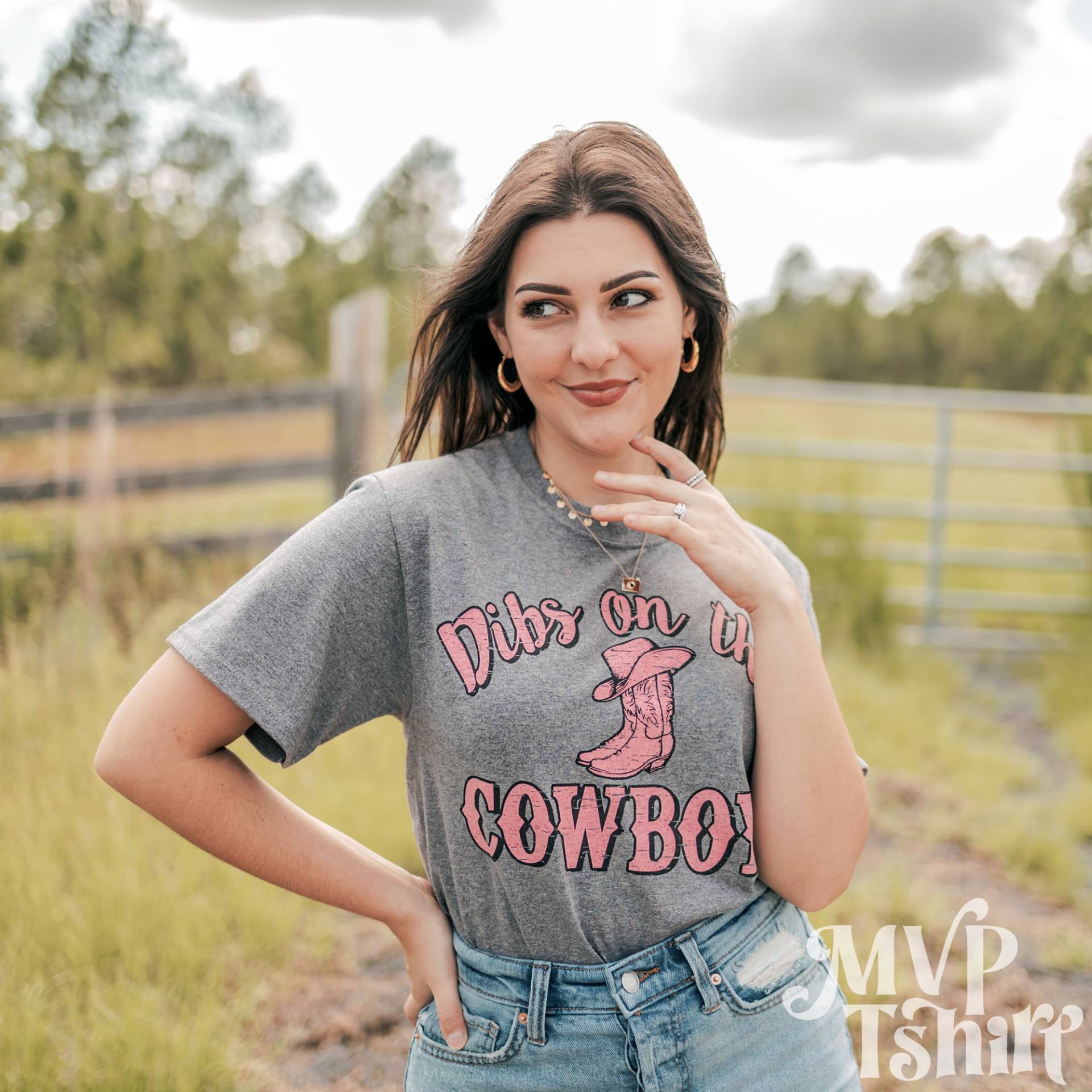 Dibs On The Cowboy Shirt, Western Country Musik Lustiges Mann Frau T-Shirt, Südländer, Girl, Farm Life von Mvptshirt