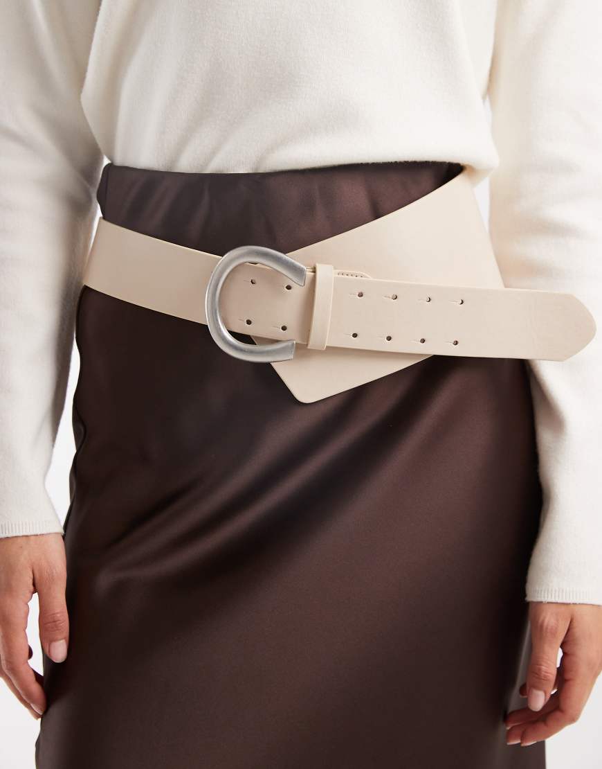 My Accessories - Breiter Gürtel in Cremeweiß mit Statement-Schnalle von My Accessories