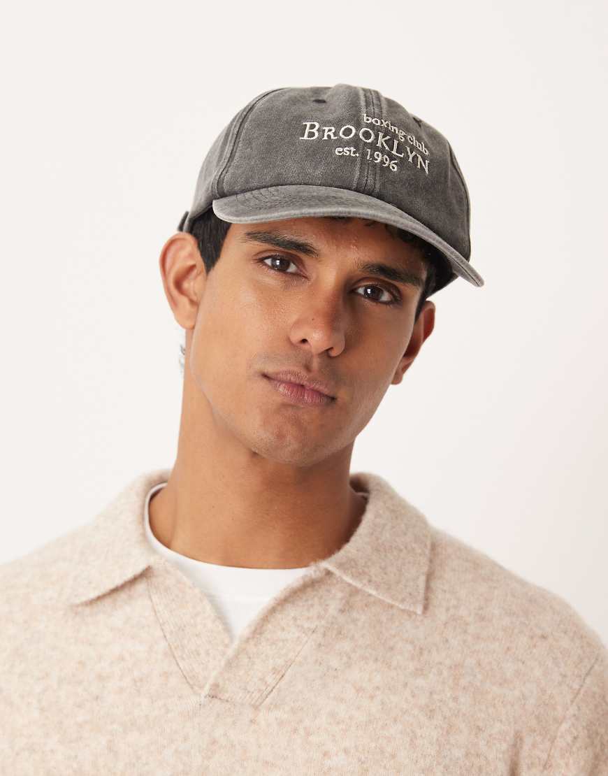 My Accessories - Man - Brooklyn - Baseballkappe in verwaschenem Schwarz My Accessories - Man - Brooklyn - Baseballkappe in verwaschenem Schwarz von My Accessories