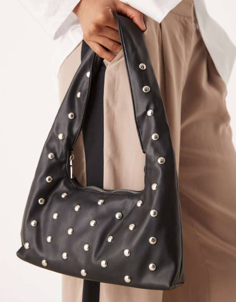 My Accessories - Mit Nieten besetzte Schultertasche in Schwarz von My Accessories