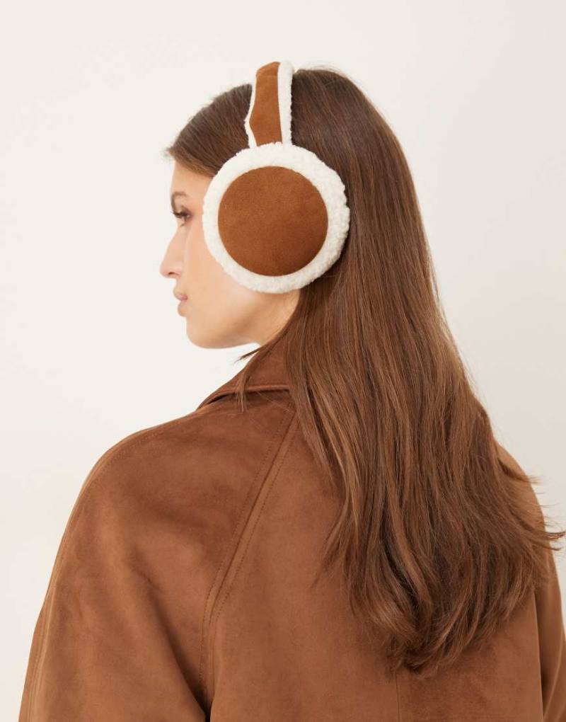 My Accessories - Ohrenschützer aus hellbraunem Wildlederimitat und Teddyfell-Bunt My Accessories - Ohrenschützer aus hellbraunem Wildlederimitat und Teddyfell-Bunt von My Accessories