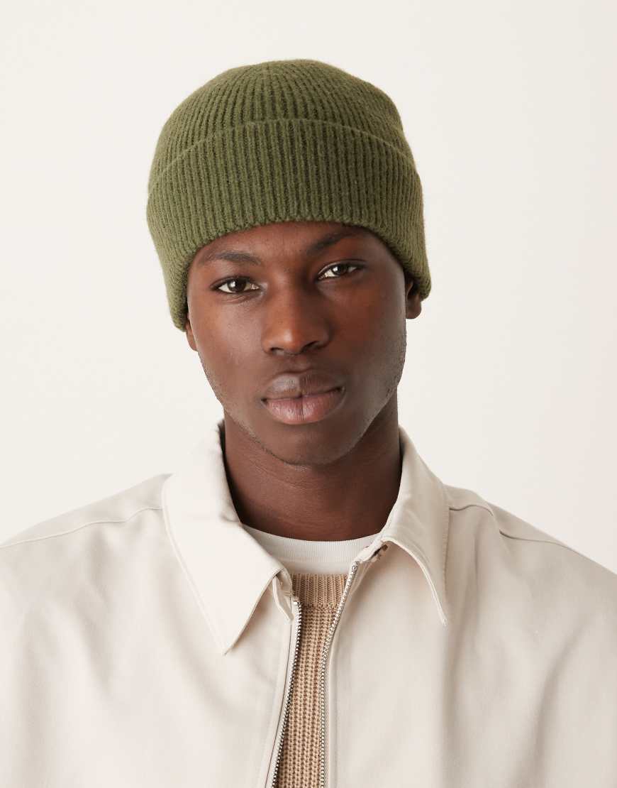 My Accessories - Rippstrickmütze in Olivgrün mit Umschlag von My Accessories