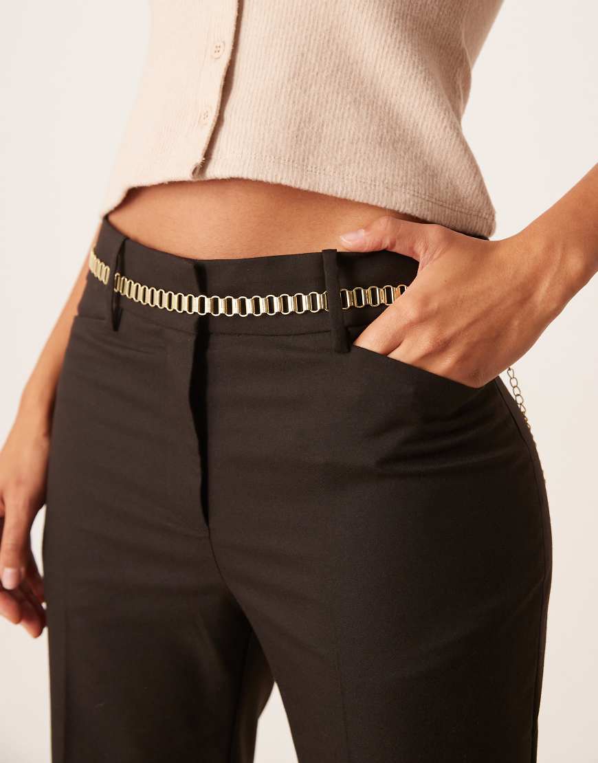 My Accessories - Schmaler Kettengürtel mit ovalen Gliedern in Gold-Goldfarben von My Accessories