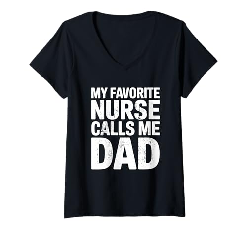 Damen My Favorite Nurse Calls Me Dad Fathers Day American Flag T-Shirt mit V-Ausschnitt Damen My Favorite Nurse Calls Me Dad Fathers Day American Flag T-Shirt mit V-Ausschnitt von My Favorite Nurse Calls Me Dad Retro American Flag