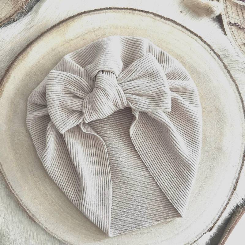 Turban-Mütze Mit Schleife Aus Romanit-Jersey von MyBabyEllaDE