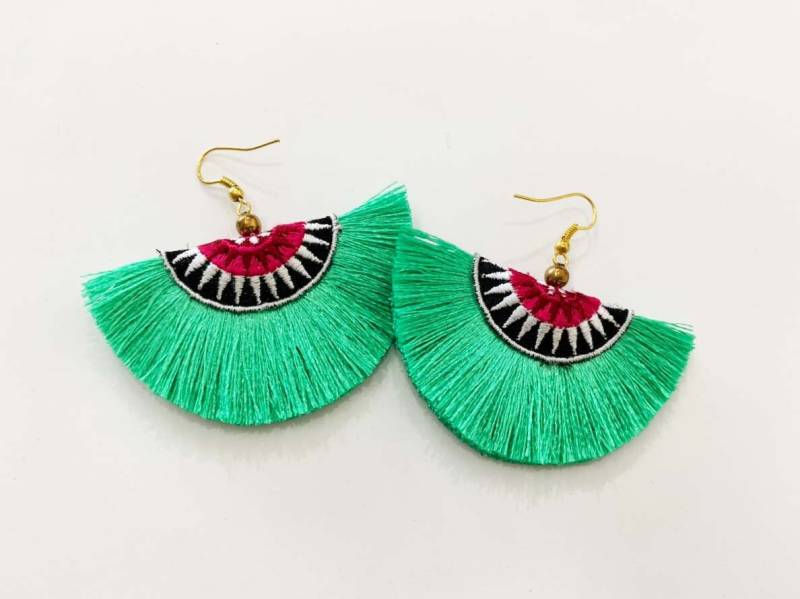 Springmint Seide Quasten Ohrringe Handgemacht Hmong - 28 Springmint Seide Quasten Ohrringe Handgemacht Hmong - 28 von MyBelovedCrafts