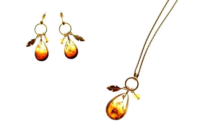 MyBer® Schmuckset Bernstein Ohrringe Ohrstecker Anhänger Kettenlänge ist regulierbar (3-tlg), Ostseebernstein Schmuck Set Damen Silber 925er vergoldet PMBER71 von MyBer®