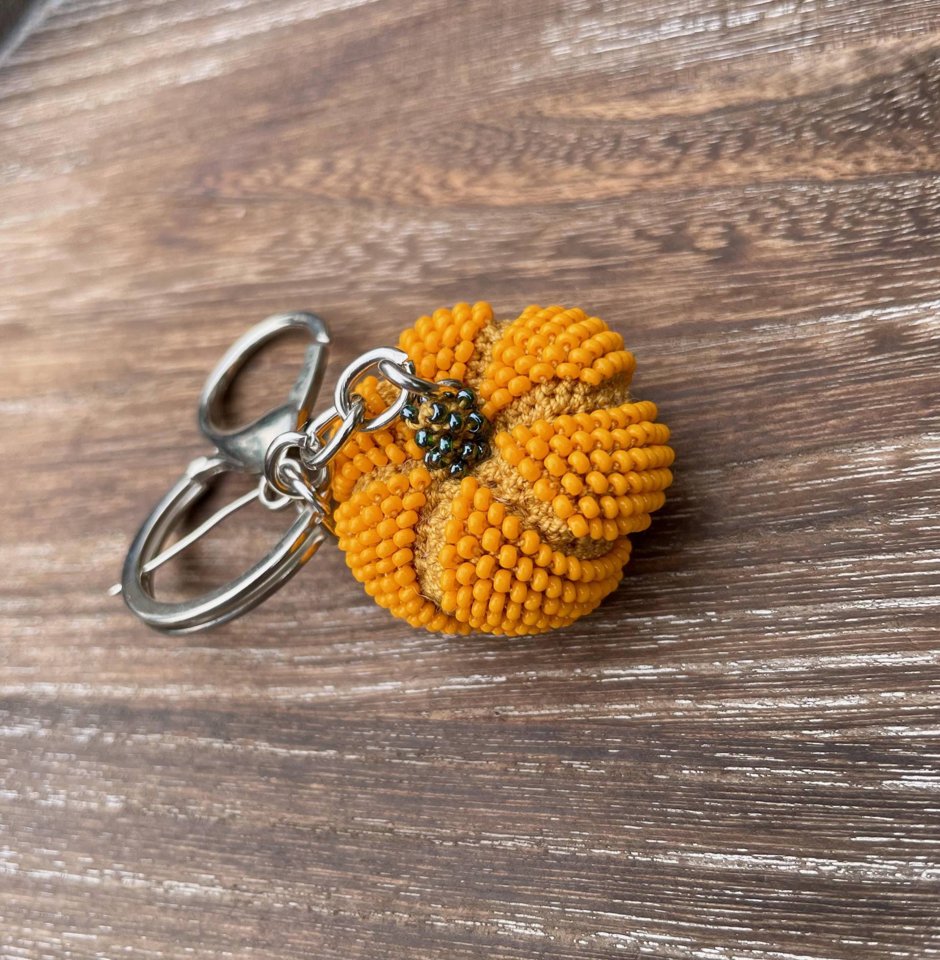 Perlen Häkeln Kürbis Keychain Halloween-Erntedank-Geschenk Perlen Häkeln Kürbis Keychain Halloween-Erntedank-Geschenk von MyBirdsAndMore