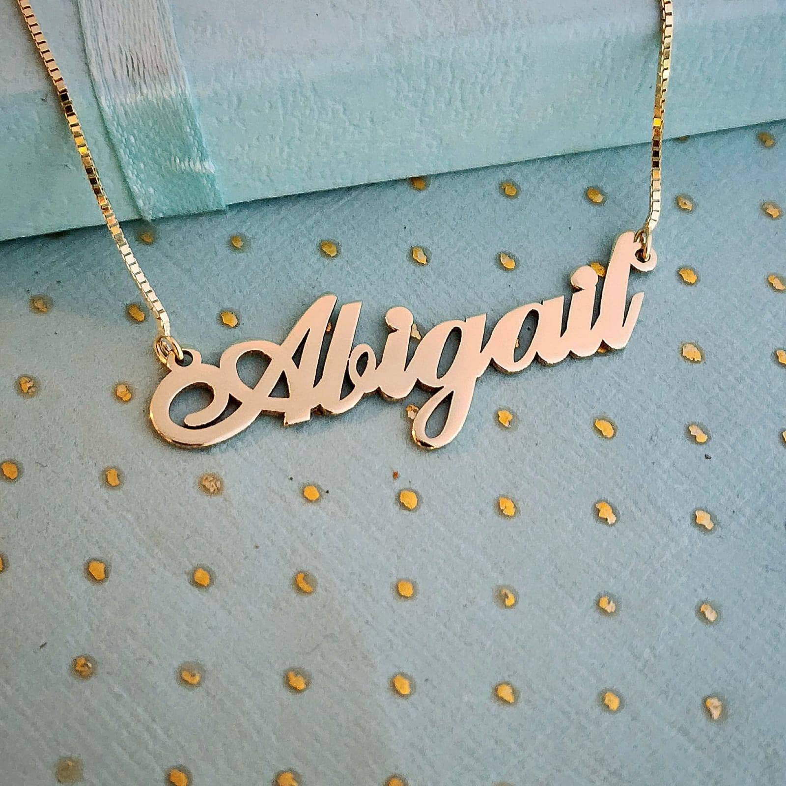 Name Halskette Massiv 14K Gelbgold Abigail Style Nach Maß Irgendein von MyBlueLemon