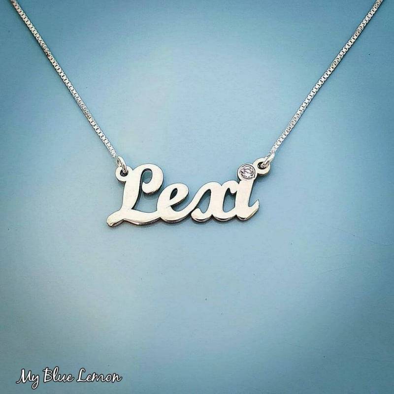 Zierliche Namenskette Kleine Personalisierte Silberkette Birthstone Lexi Style von MyBlueLemon