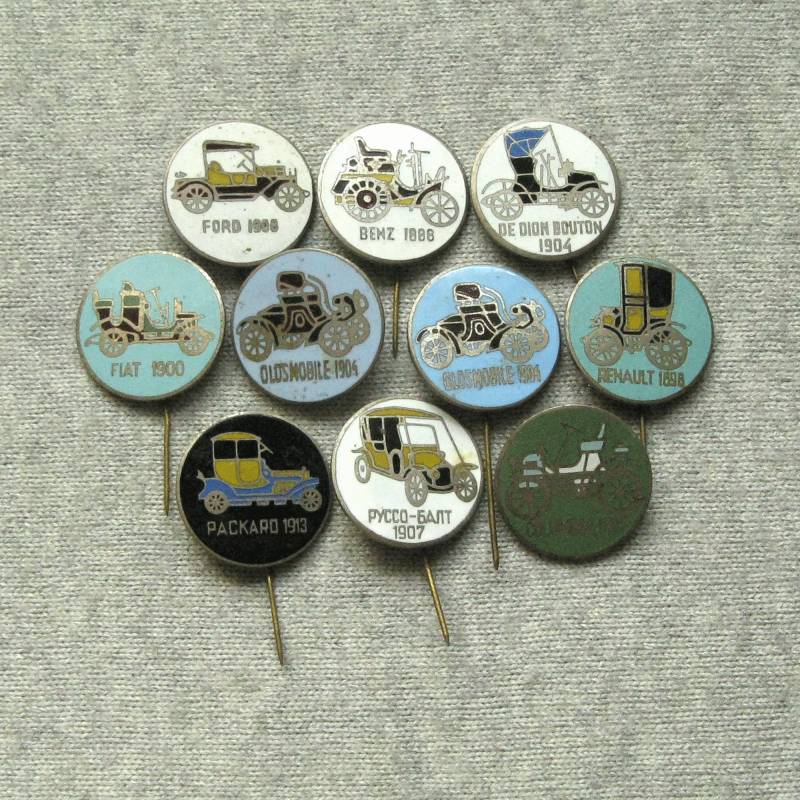 Vintage Auto Emaille Anstecknadeln Retro Badges, Fahrer Anstecknadeln | 10Er Set von MyBootSale