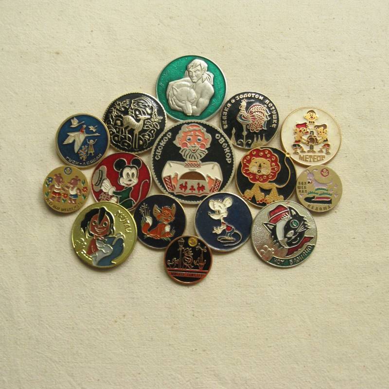 Vintage Cartoon Character Pins 80Er Jahre Udssr Pinbacks, Märchen Anstecker von MyBootSale