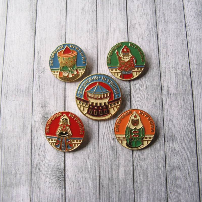 Vintage Udssr Zeichentrickfigur Pins 1970Er-80Er Jahre Emaille Pin Set von MyBootSale