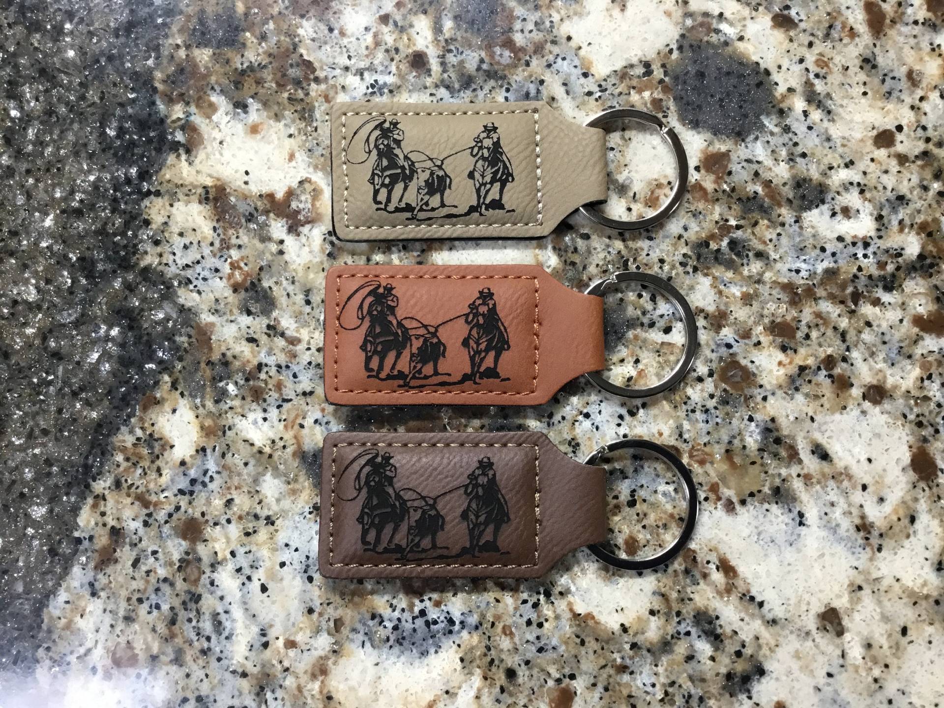 Team Roper Schlüsselanhänger Aus Leder Mit Gravur Team Roper Schlüsselanhänger Aus Leder Mit Gravur von MyBrandedCreations