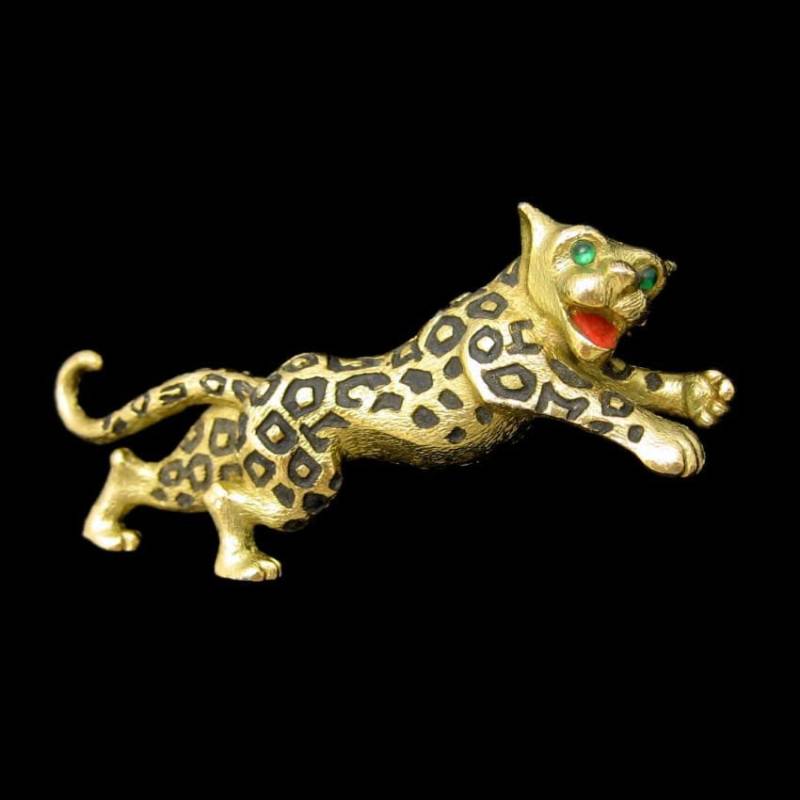 Jomaz Jahrgang Leopard Brosche Mitte Jahrhundert Figural Pin Grüne Glasaugen Joseph Mazer Bros von MyClassicJewelry