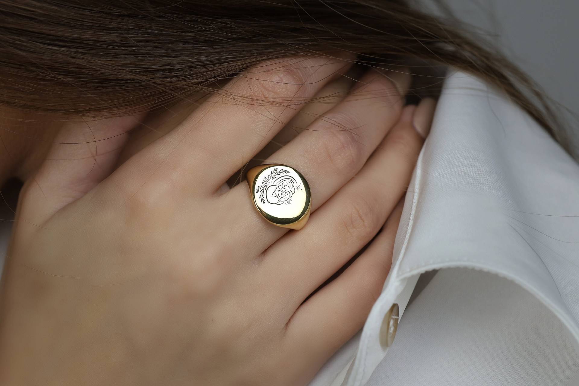 Jungfrau Maria Mutig Aussagering 14K Gold Mary Ring Religiöser Schmuck Christianity Jungfrau Maria Mutig Aussagering 14K Gold Mary Ring Religiöser Schmuck Christianity von MyDNAjewelry