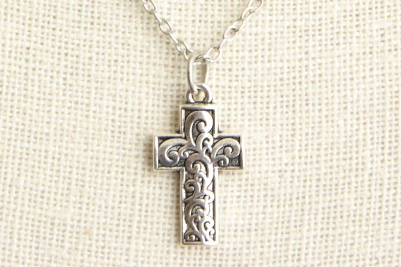 Brokat Kreuz Halskette. Anhänger Christlichen Schmuck. Silber Christliche Handgemachte Brokat Kreuz Halskette. Anhänger Christlichen Schmuck. Silber Christliche Handgemachte von MyDivineFelicity