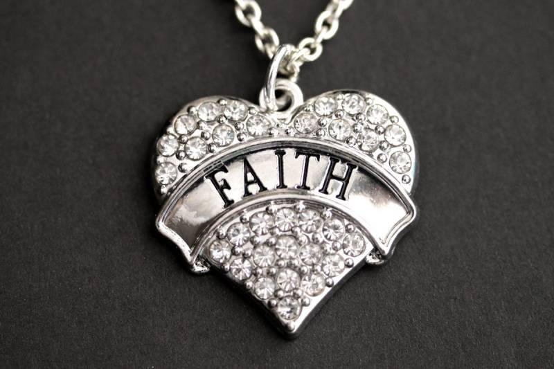 Glaube Halskette. Strass Herz Christliche Pave Christlichen Schmuck. Silber Handgemachte Glaube Halskette. Strass Herz Christliche Pave Christlichen Schmuck. Silber Handgemachte von MyDivineFelicity