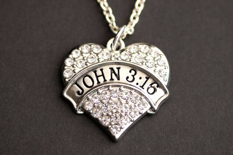 Johannes 316 Halskette. Strass Herz Kette. Christliche Pave Christlichen Schmuck. John Halskette Aus Silber Johannes 316 Halskette. Strass Herz Kette. Christliche Pave Christlichen Schmuck. John Halskette Aus Silber von MyDivineFelicity