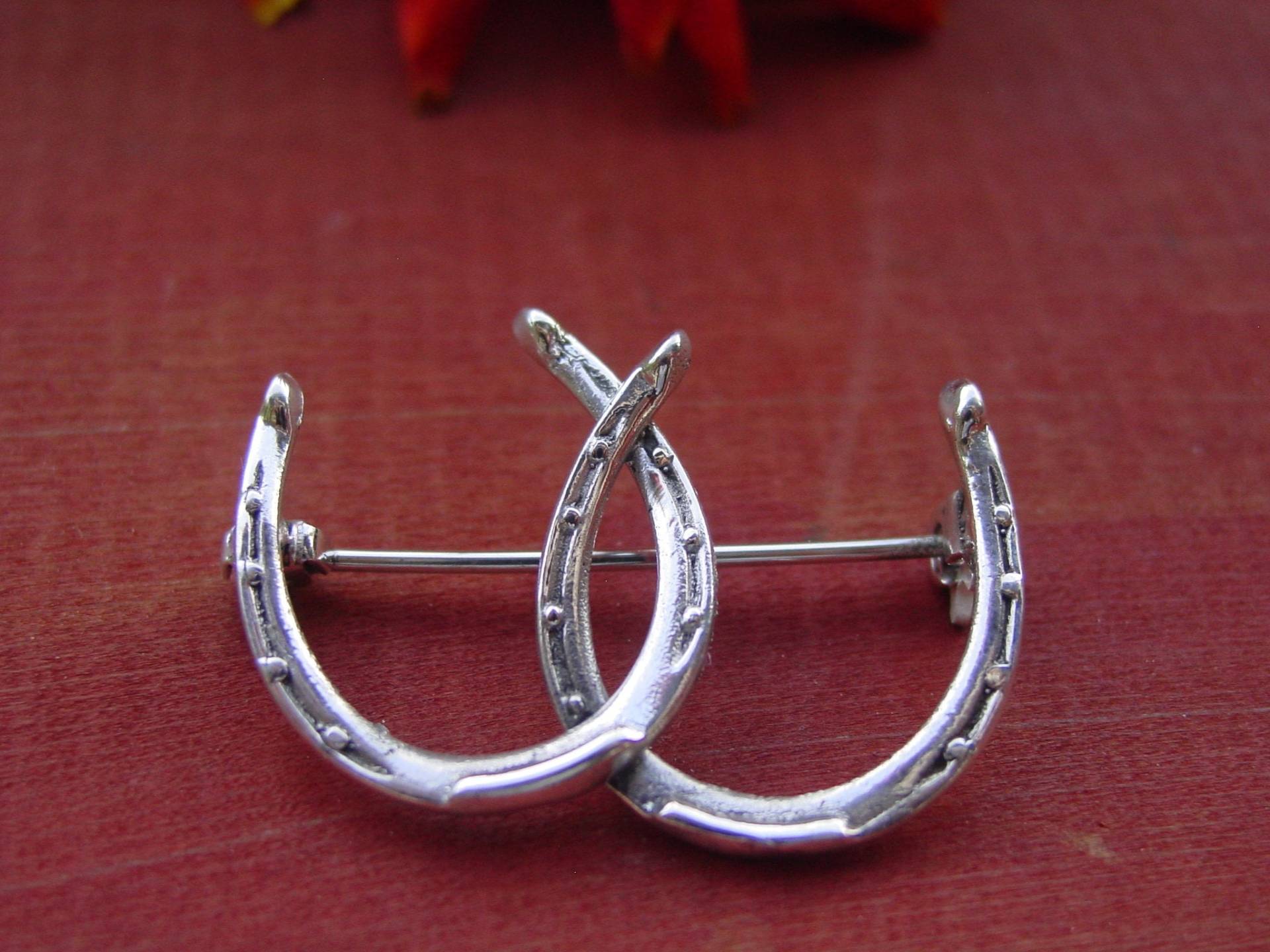 Doppelhufeisen Aus Sterlingsilber Reitsport Brosche von MyEquestrianJewelry