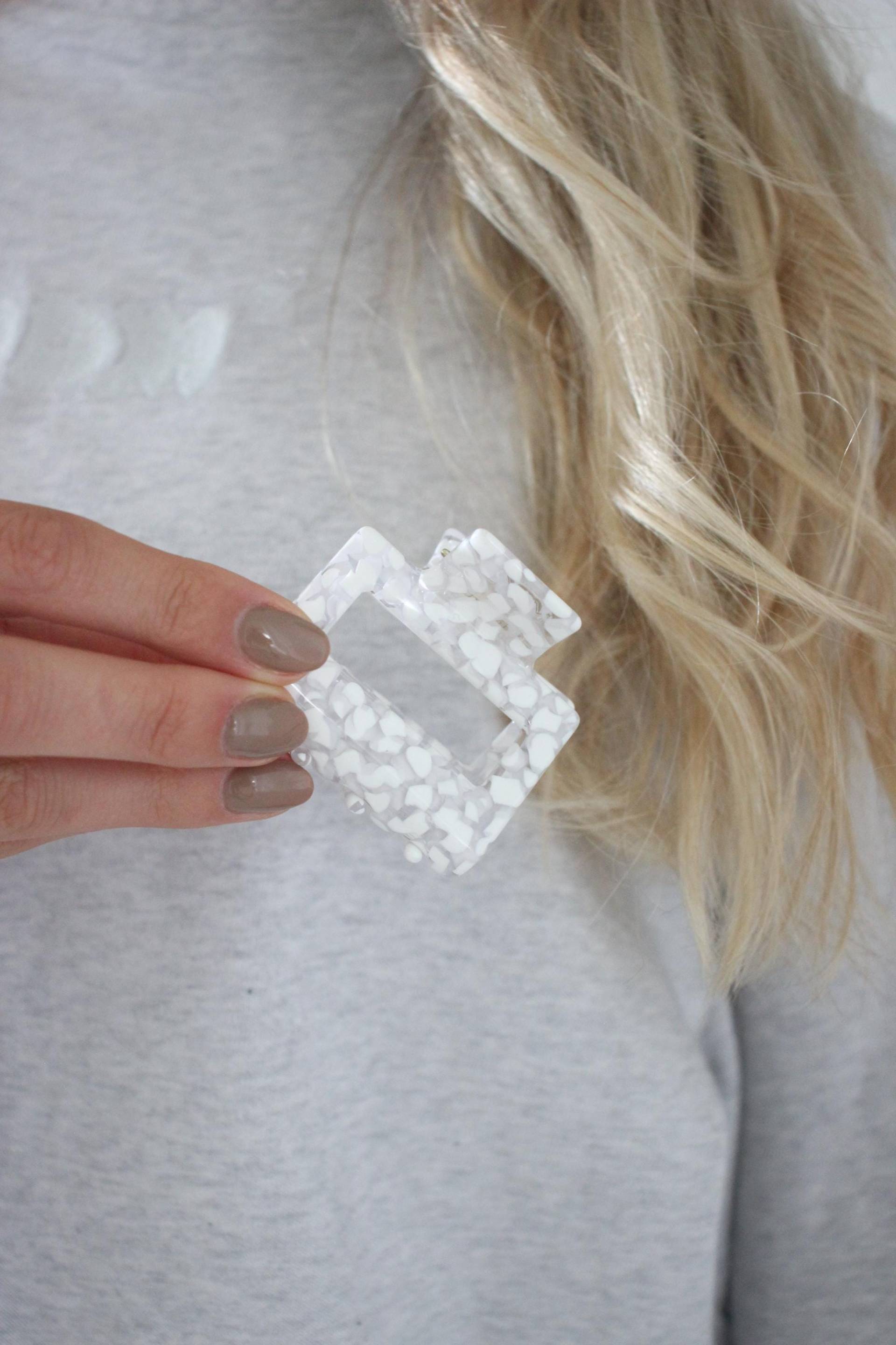 Haarklammer Snowflake | Weiße Winter Hair Clip Wichtelgeschenk Logo Clip Hair Claw Mini Haaraccessoire von MyEssentials4u