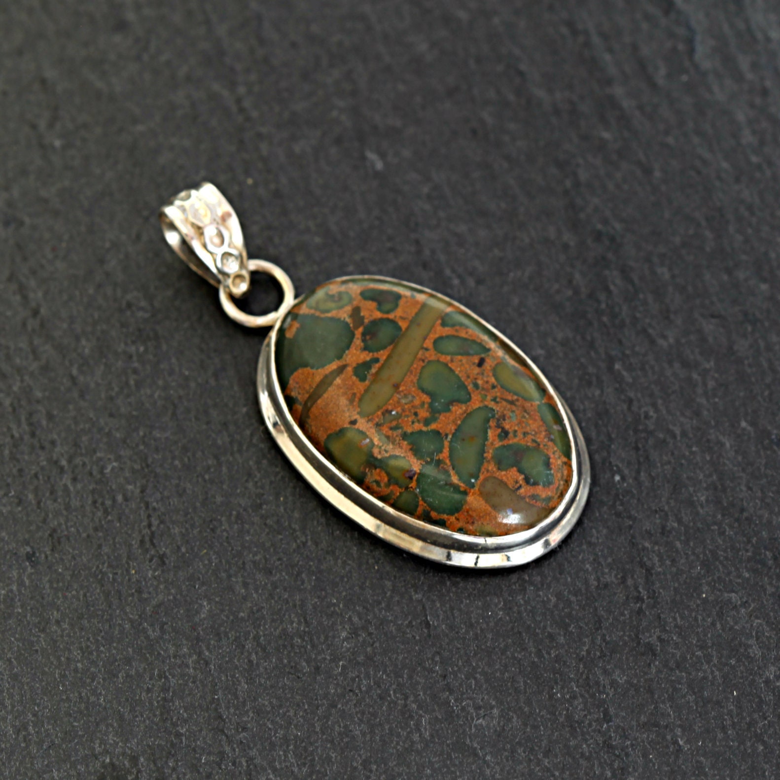 Jaspis-Anhänger/Natürliche Edelstein Aussage Ovale Anhänger Boho Handwerker Handgemachte Orange Stein Schmuck Einzigartiges Geschenk Für Sie Jaspis-Anhänger/Natürliche Edelstein Aussage Ovale Anhänger Boho Handwerker Handgemachte Orange Stein Schmuck Einzigartiges Geschenk Für Sie von MyEthnicVillage