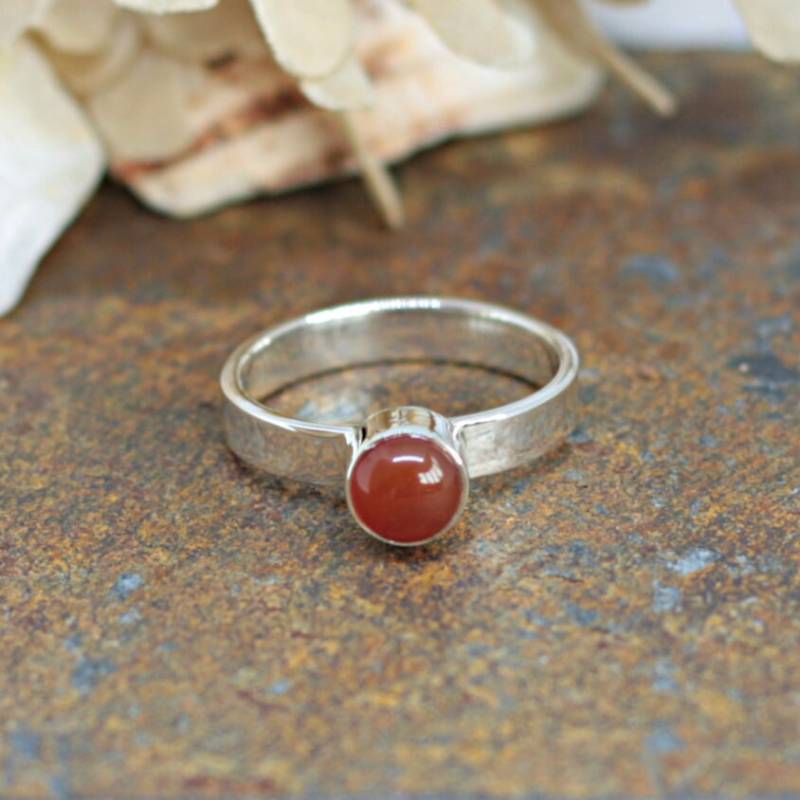 Roter Onyx Silberring, Zierlicher Alltäglicher Einfacher Schmuck, Wurzelchakraöffnung, Schutz Gute Energie Hoher Vibrationsstein, Natürlicher von MyEthnicVillage