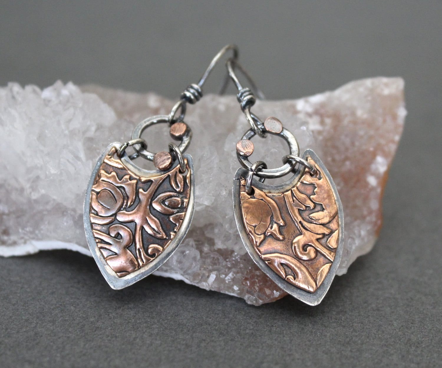 Floral Copper Shield Ohrringe Sterling Silber Boho Anhänger Floral Copper Shield Ohrringe Sterling Silber Boho Anhänger von MyFascinationStreet