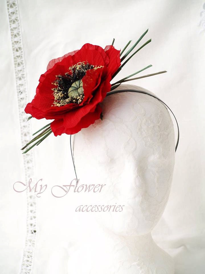 Roter Mohn Fascinator Seidenblume Haarband, Rassen Kopfschmuck Roter Mohn Fascinator Seidenblume Haarband, Rassen Kopfschmuck von MyFlowerAccessories
